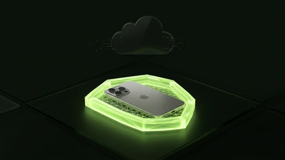 Comparison between Apple iPhone Hidden Album and Octoshield AES-256-GCM encrypted vault